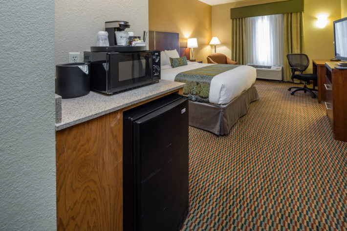 Best Western Plus Airport Inn & Suites Oakland Hotel King Standard Room 7