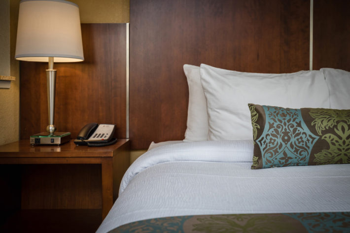 Best Western Plus Airport Inn & Suites Oakland Hotel King Suite Room 6
