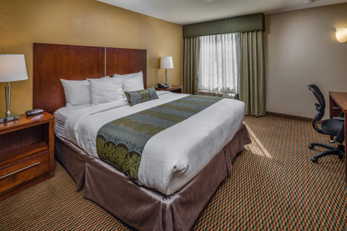 Best Western Plus Airport Inn & Suites Oakland Hotel King Suite Room 8